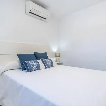 Acueducto Holiday home *